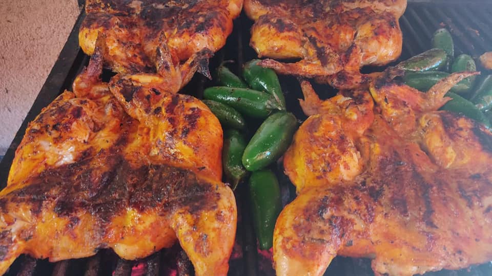 Dos Pollos Enteros