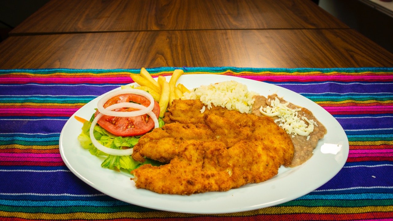 Milanesa de Pollo o Res