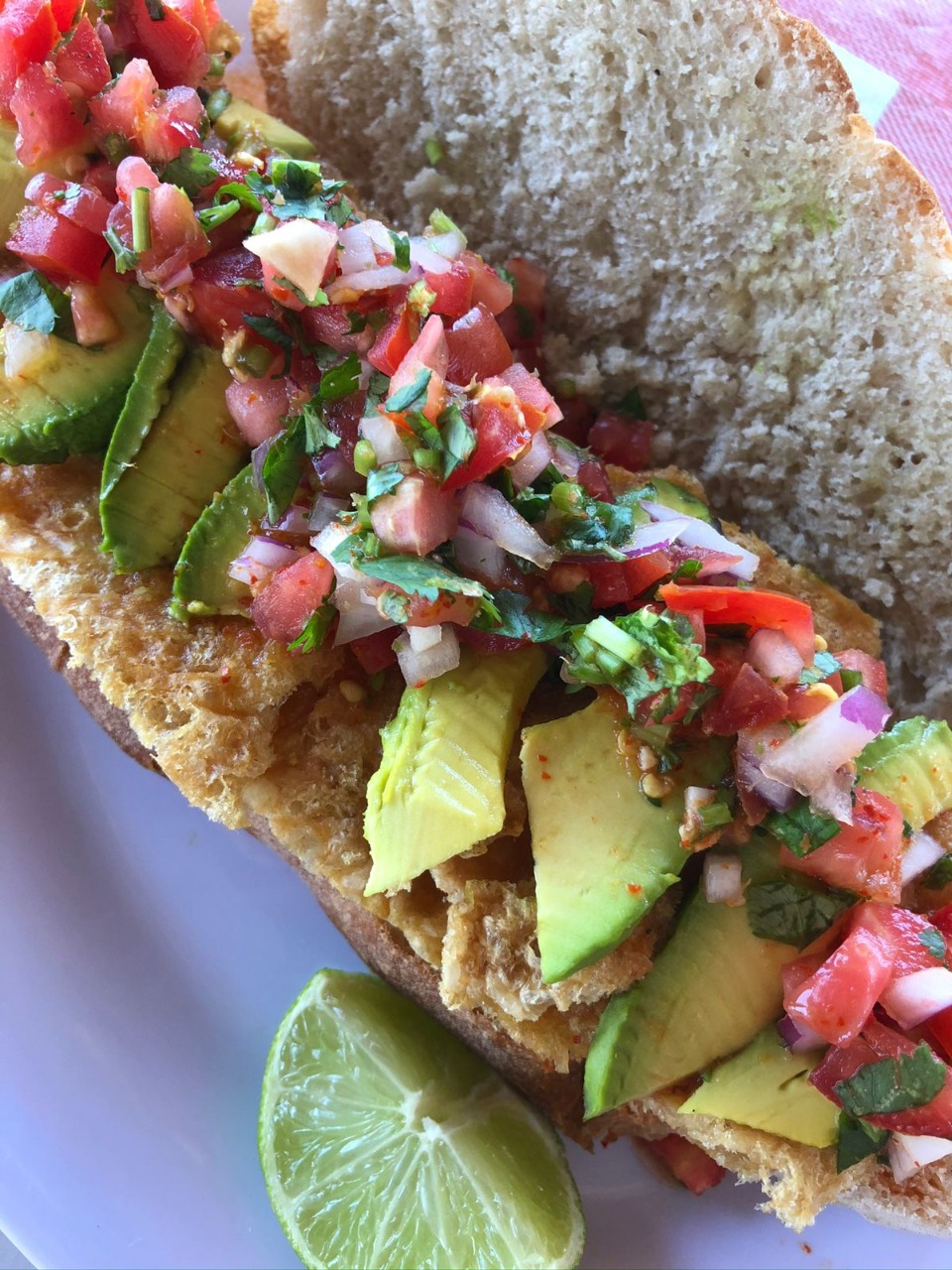 Torta de Carnitas