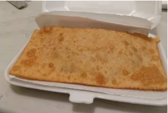 Mussarela, presunto, tomate e oregano