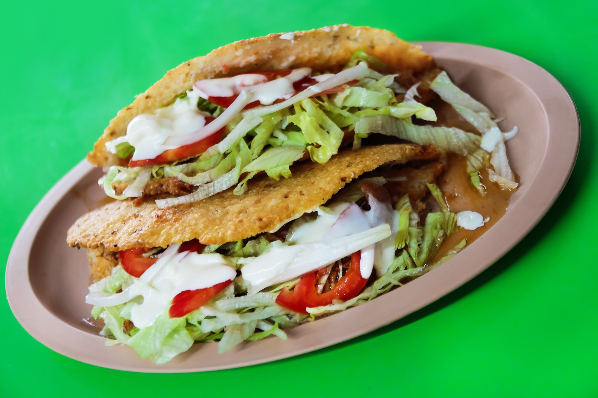 Quesadilla Dorada de Guisado