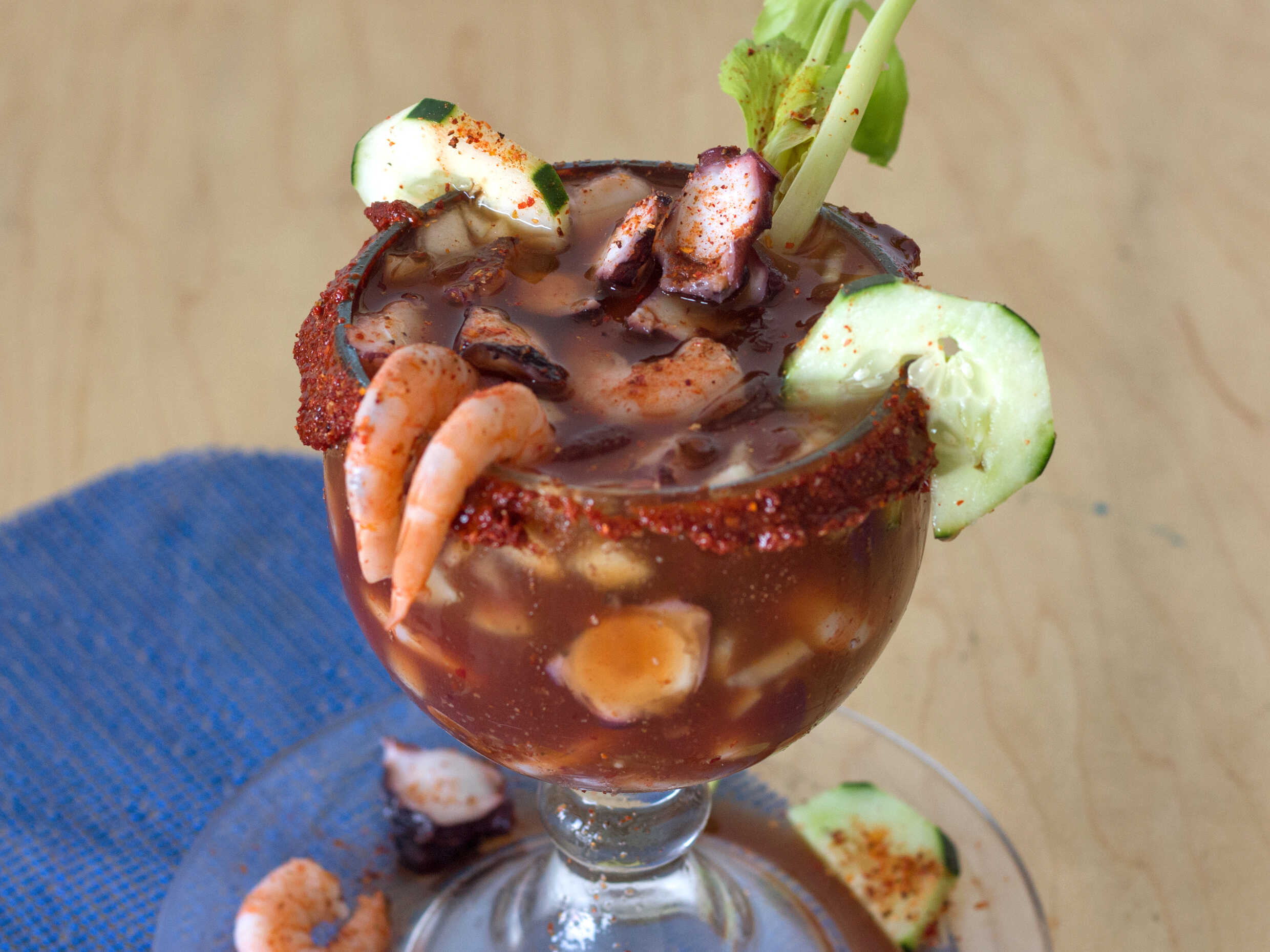 Clamato Mixto Litro camaron pulpo callo