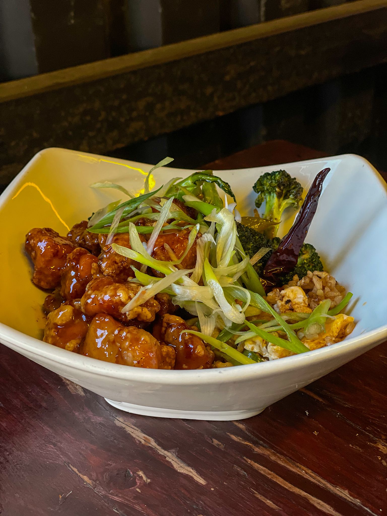 Chow Mein con Pollo