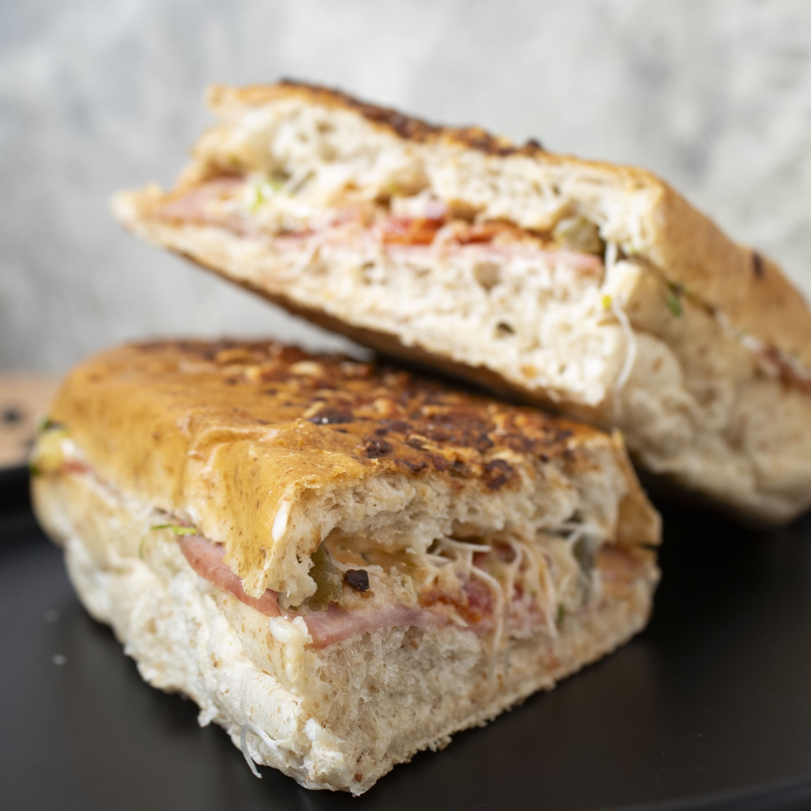 Panini de Salami y Pepperoni