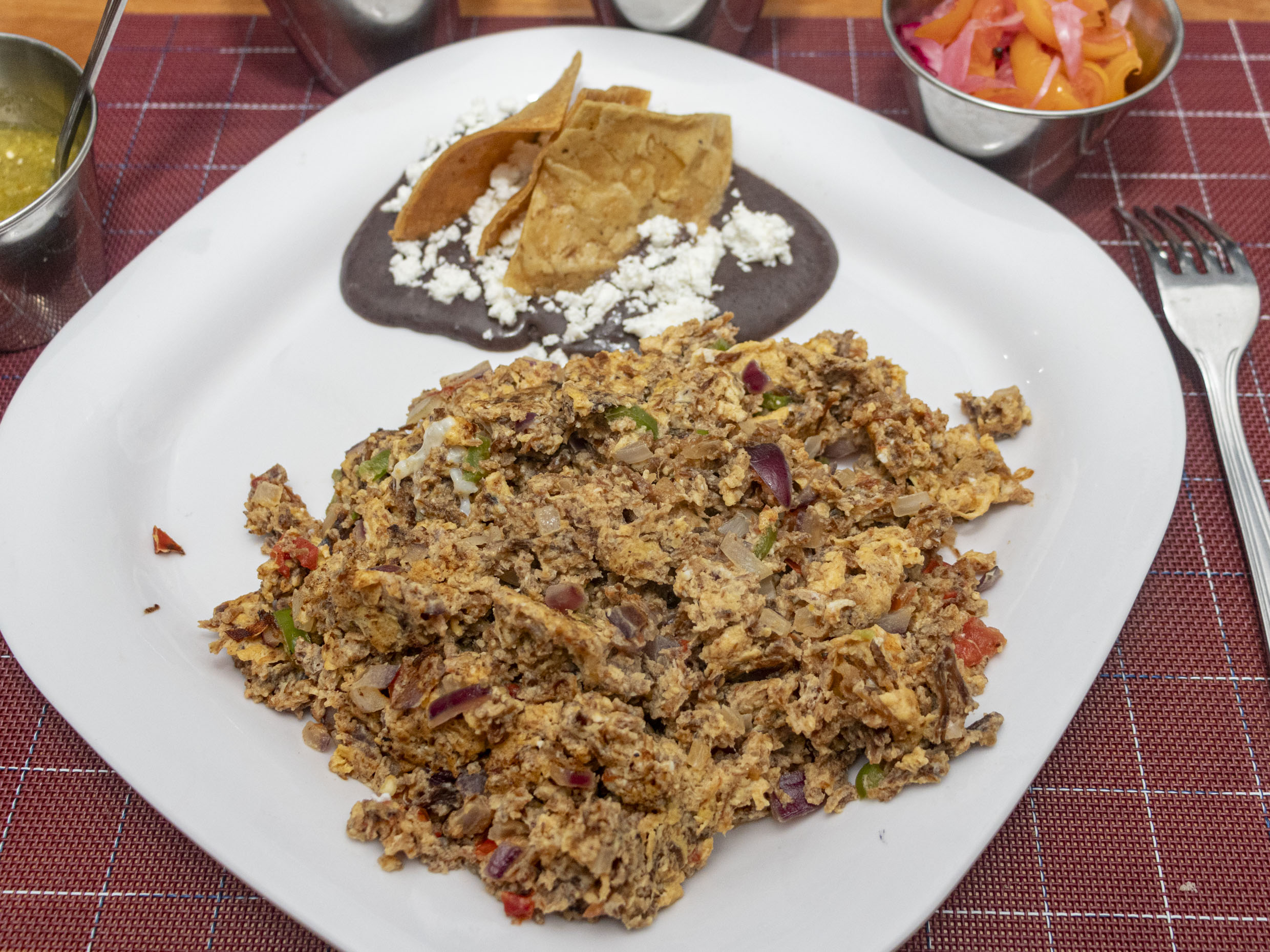 Desayuno Huevos con Machaca