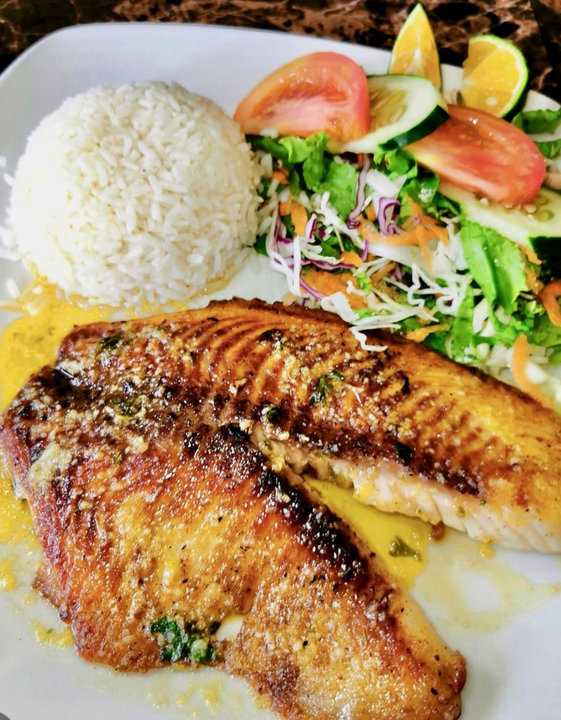 Filete de Pescado al Ajillo