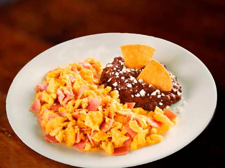 Huevo con Jamón