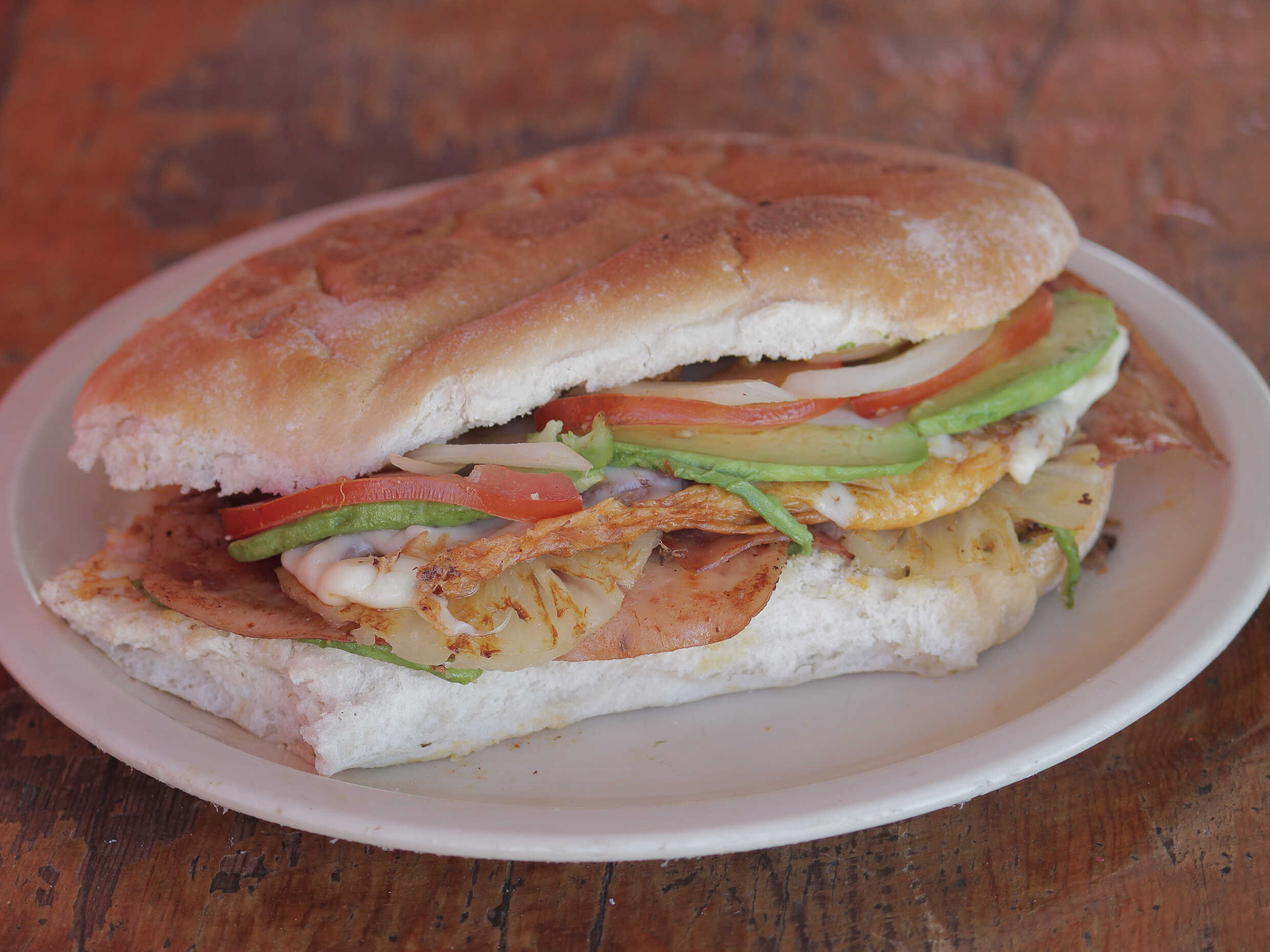 Torta de Milanesa con Queso Amarillo