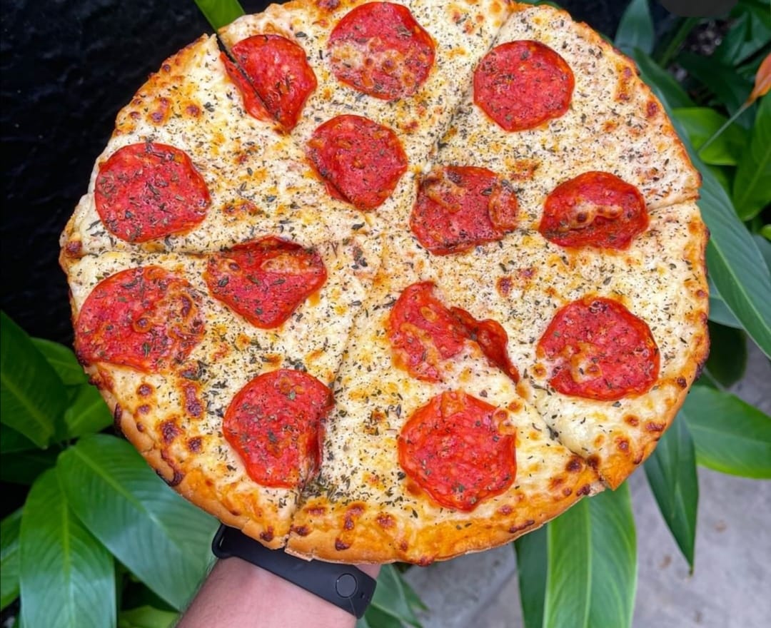 Pizza Especial Grande Pepperoni