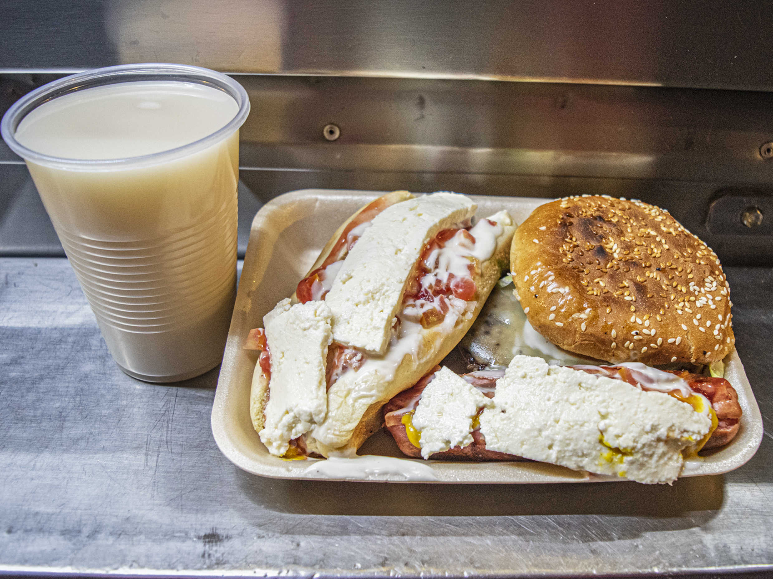Paquepruebes😎  🍔🌭🥓🥤