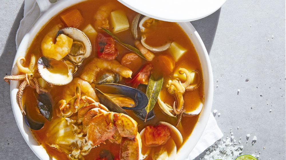 Caldo de Mariscos
