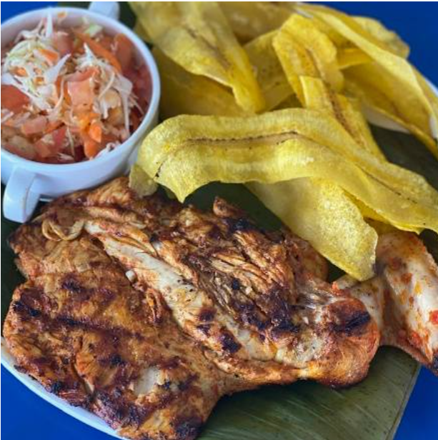 Tajadas con Acompañamiento Asado