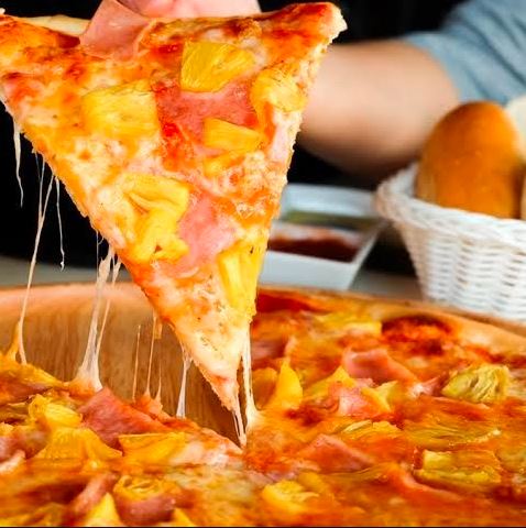 Pizza Hawaiana