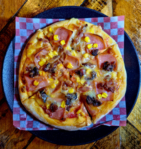 Pizza Tradicional Mediana 6 Porciones