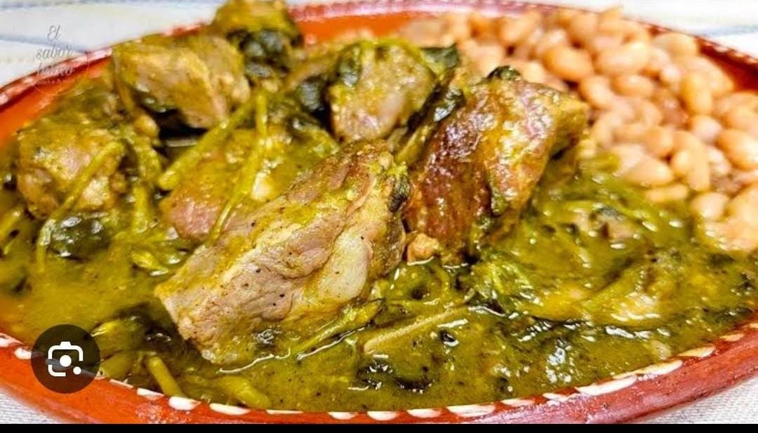 Carne de Puerco en Salsa Verde
