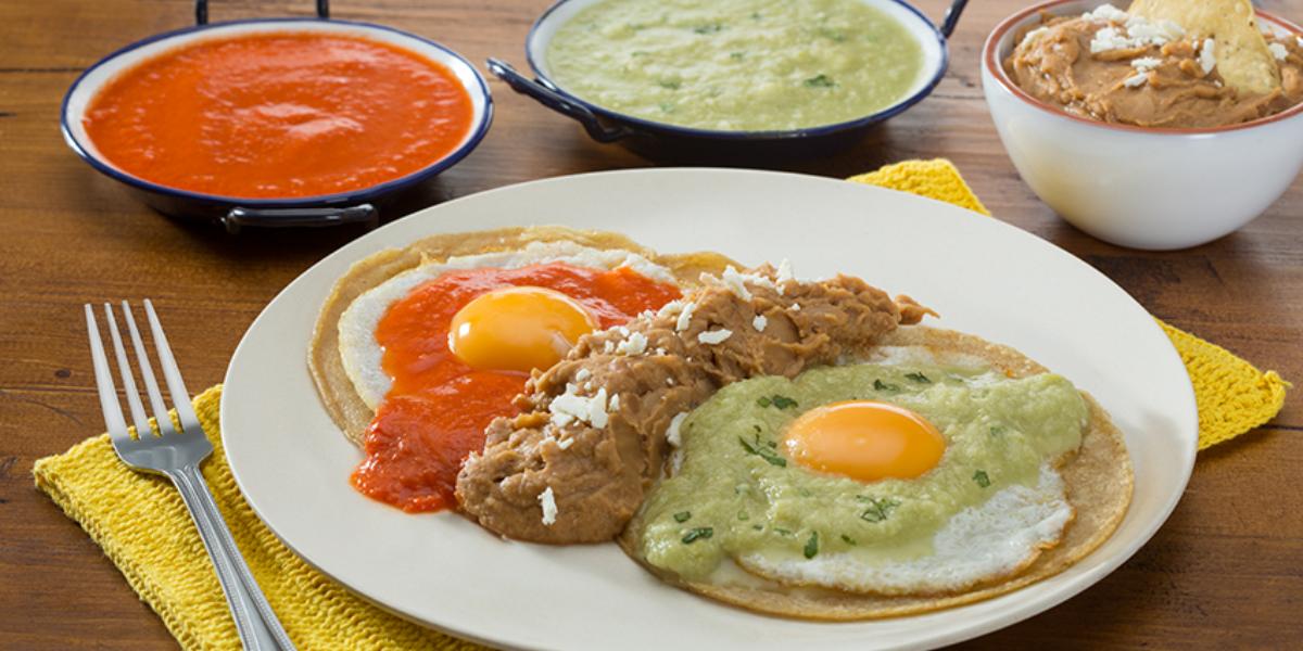 Combo Huevos Estrellados Y Agua