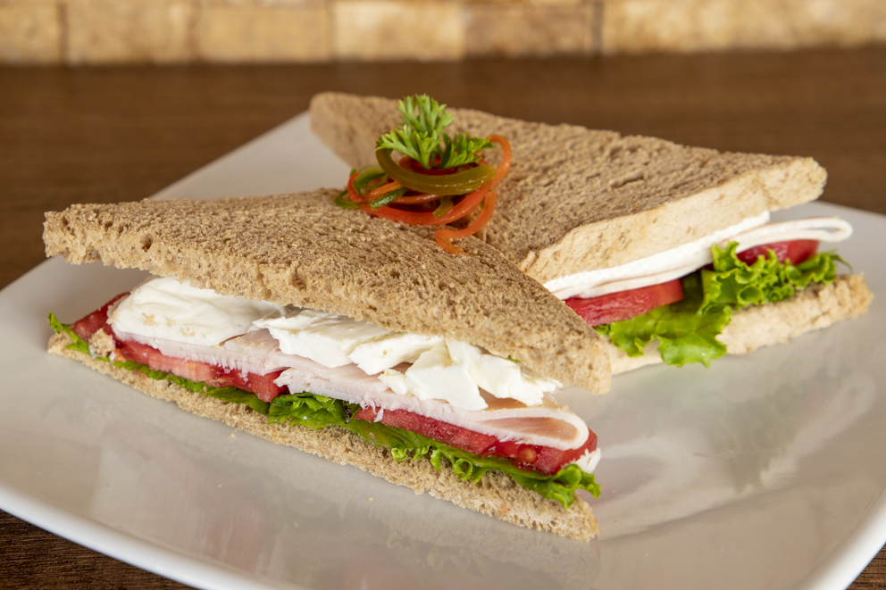 Sándwich Integral de Jamón de Pavo