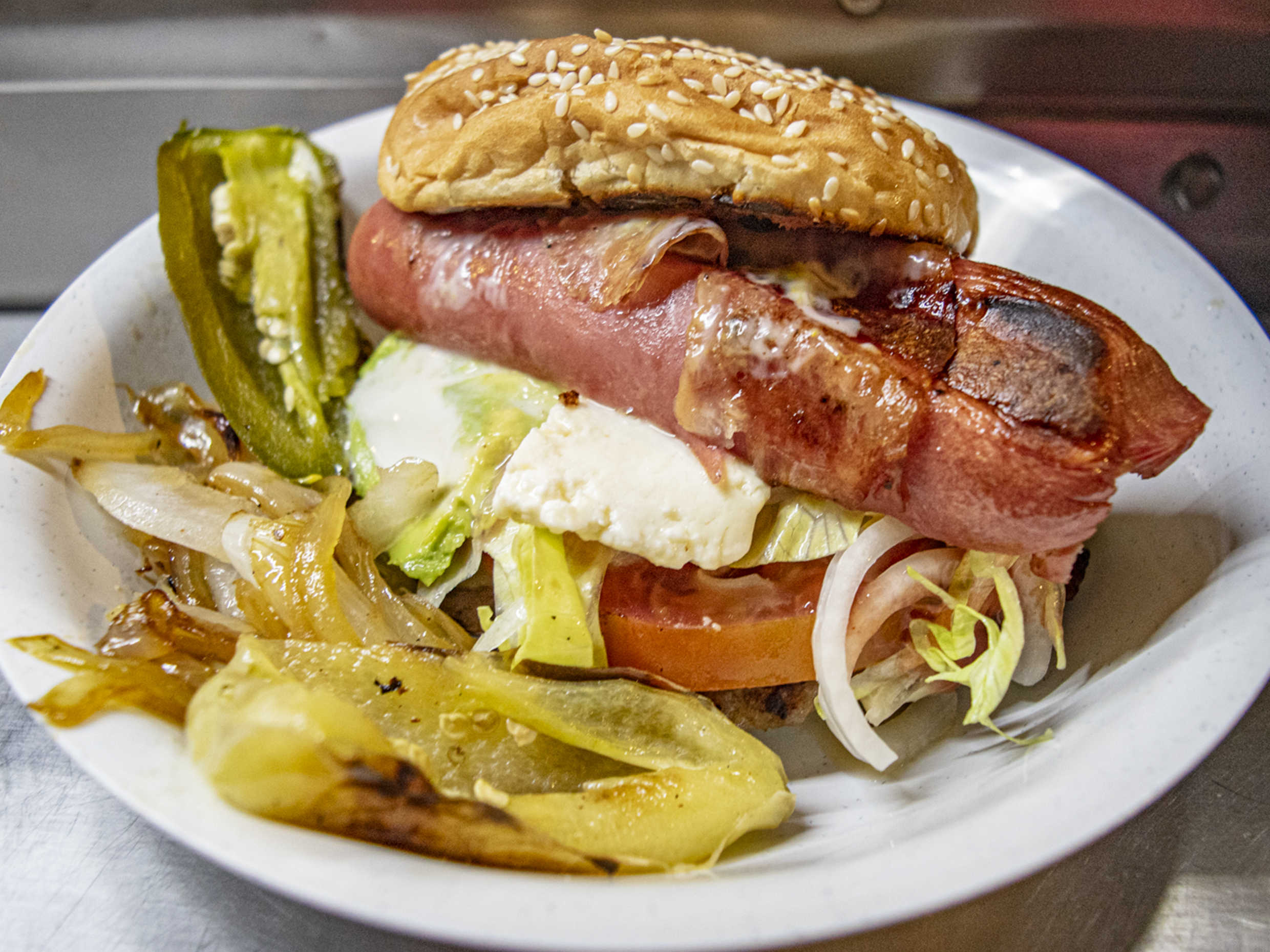 Hamburguesa Especial🍔🥑🧀