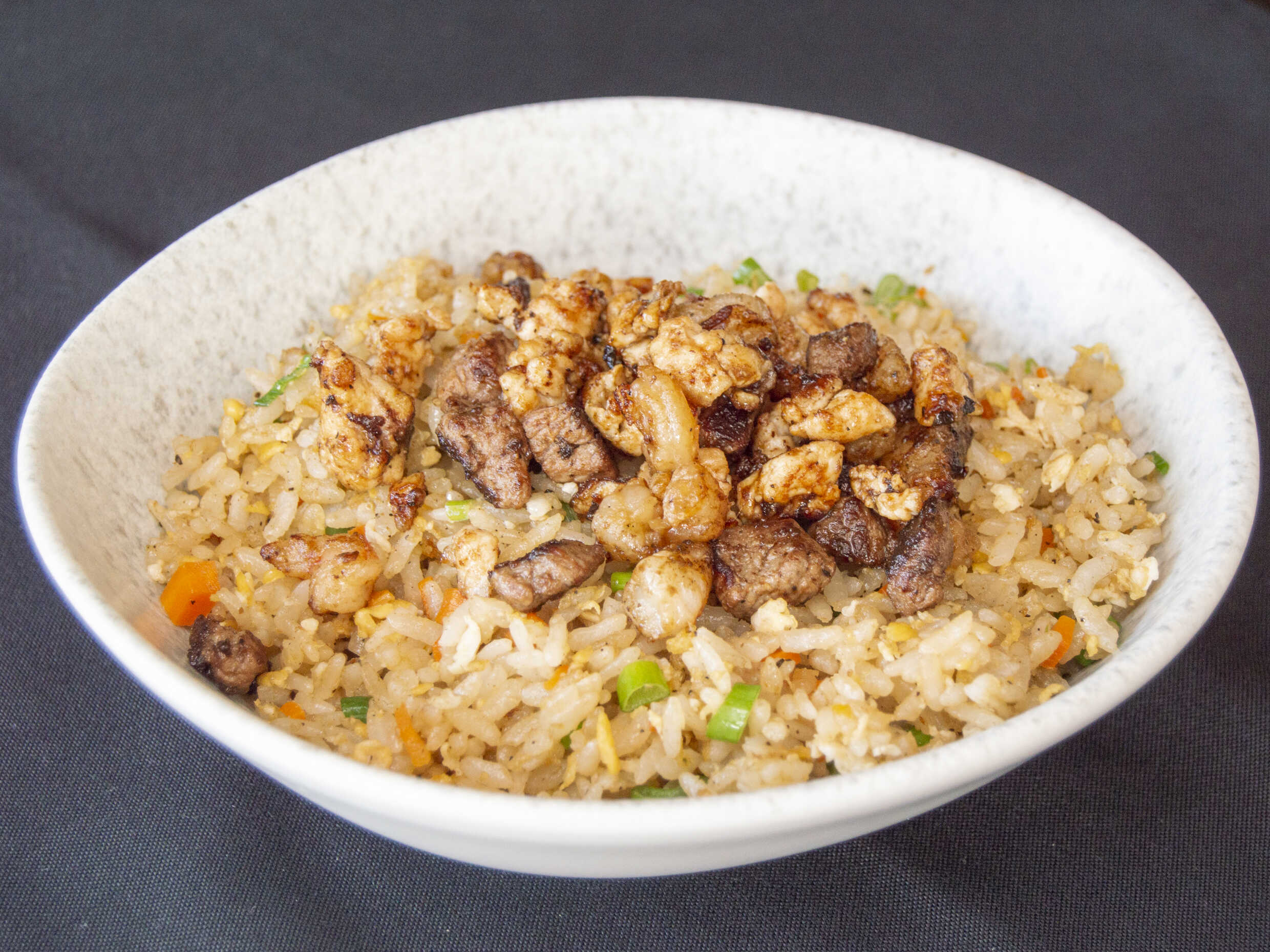 Arroz Yakimeshi Mixto