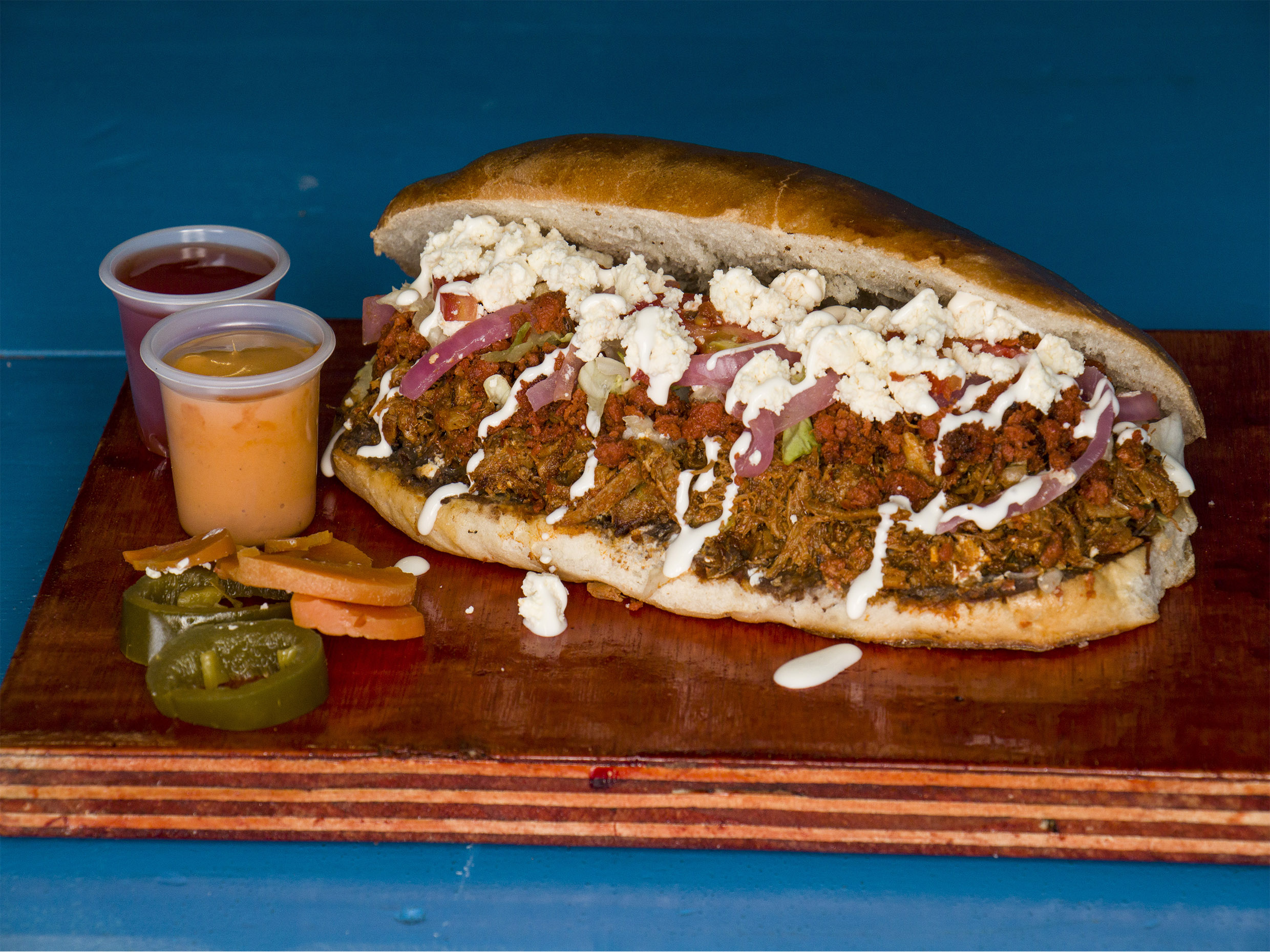 Torta de Pierna con Chorizo