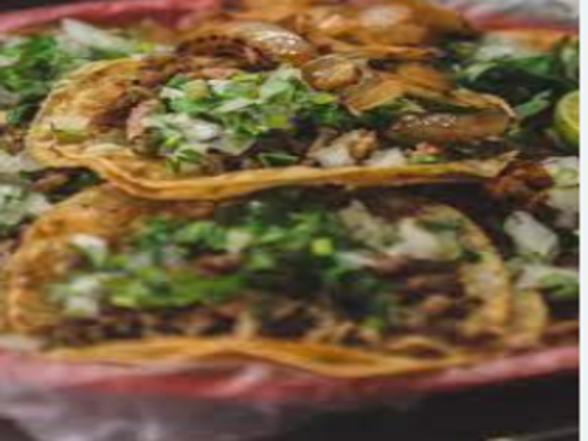 Combo Mix. 2 Tacos Harina+ 2 Tacos de Maiz Bistec