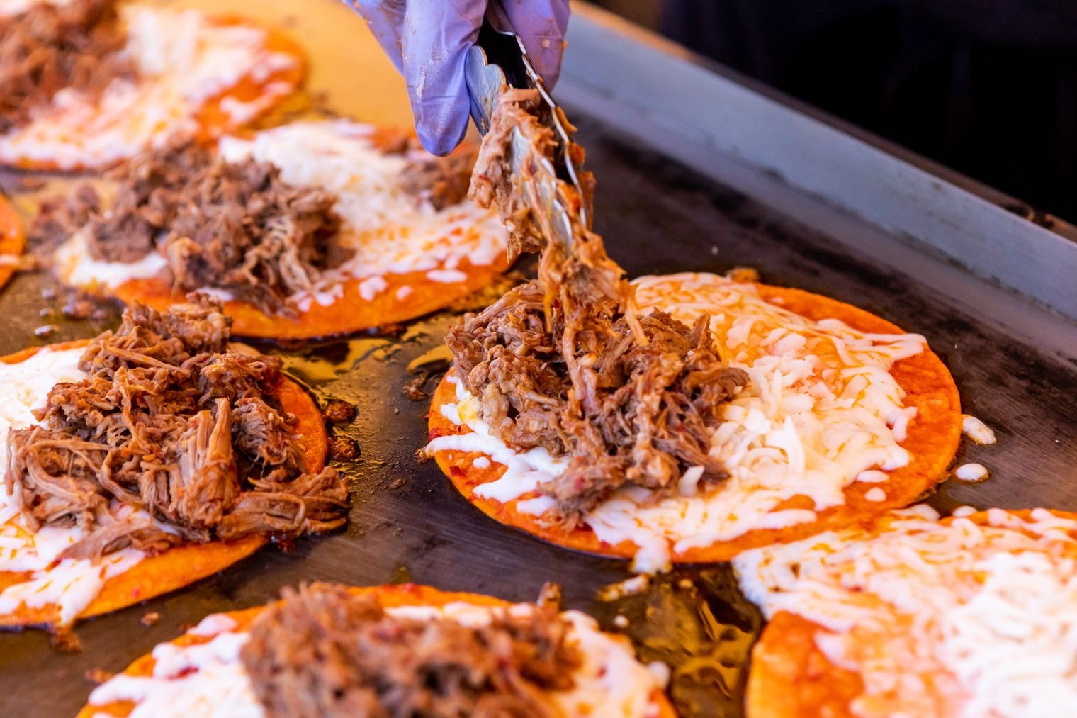 Taco de Birria con Queso