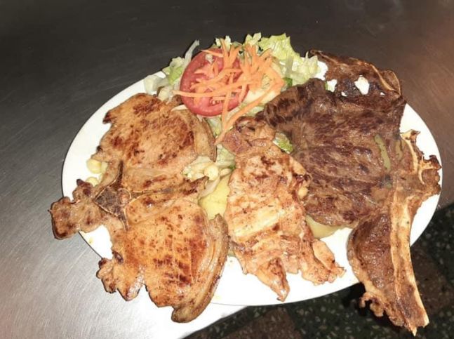 Churrasco y Chuleta a la Parrilla