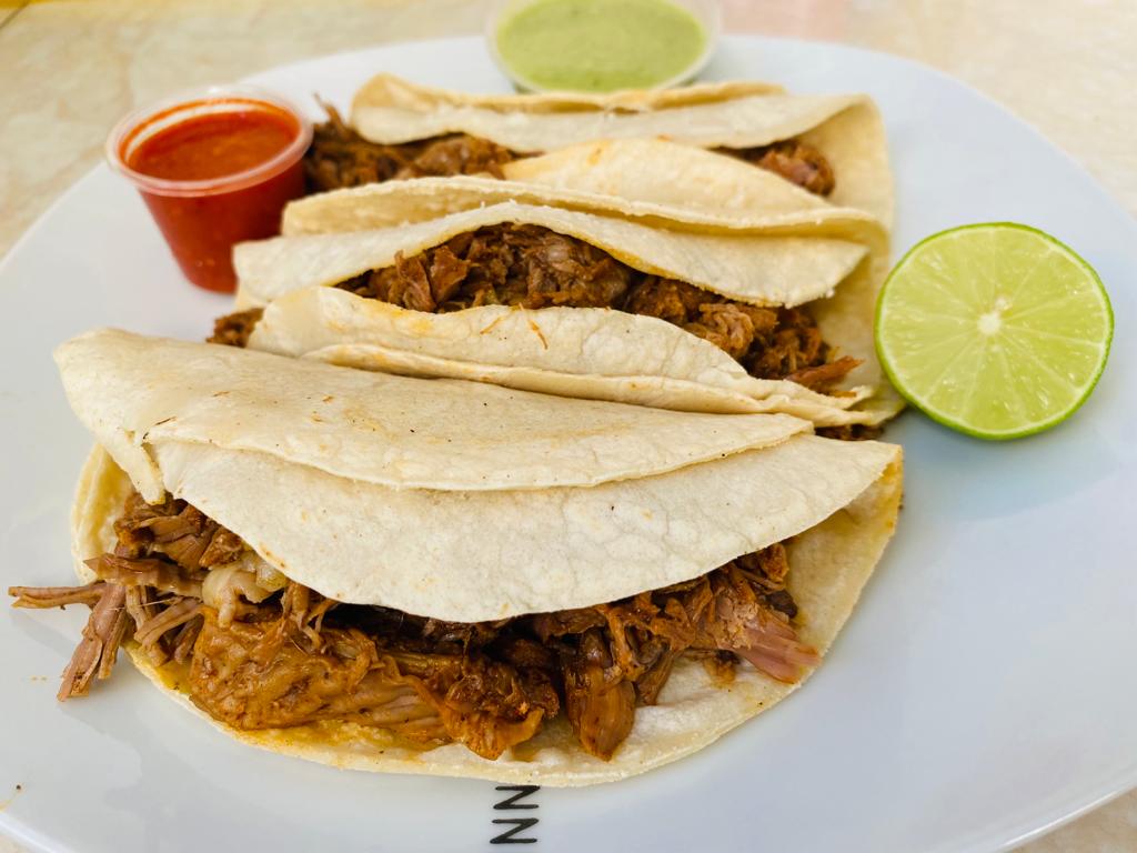 3 tacos de birria