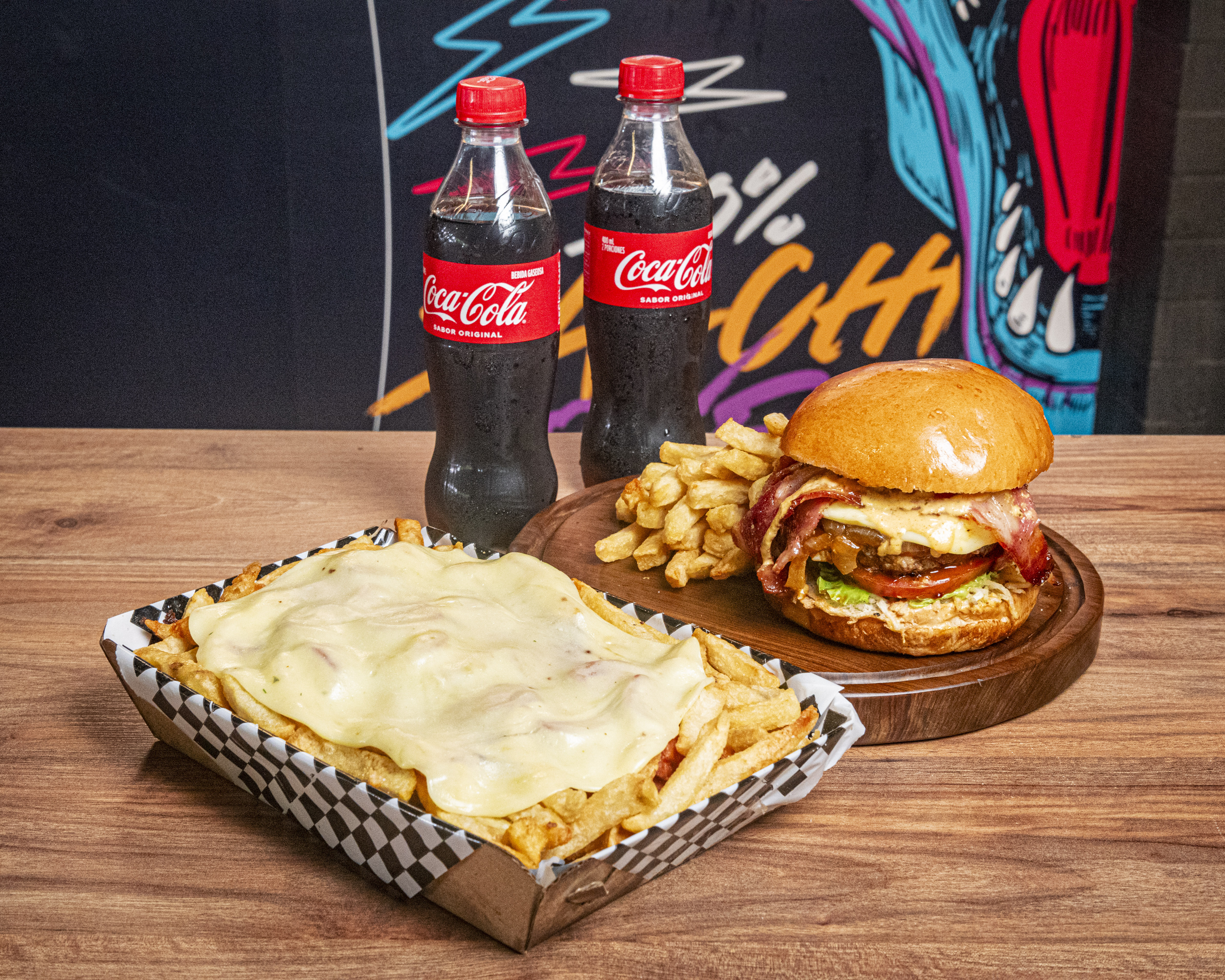 Combo Super Callejera + Salchiqueso + 2 Coca Colas