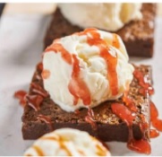 Brownie con Helado
