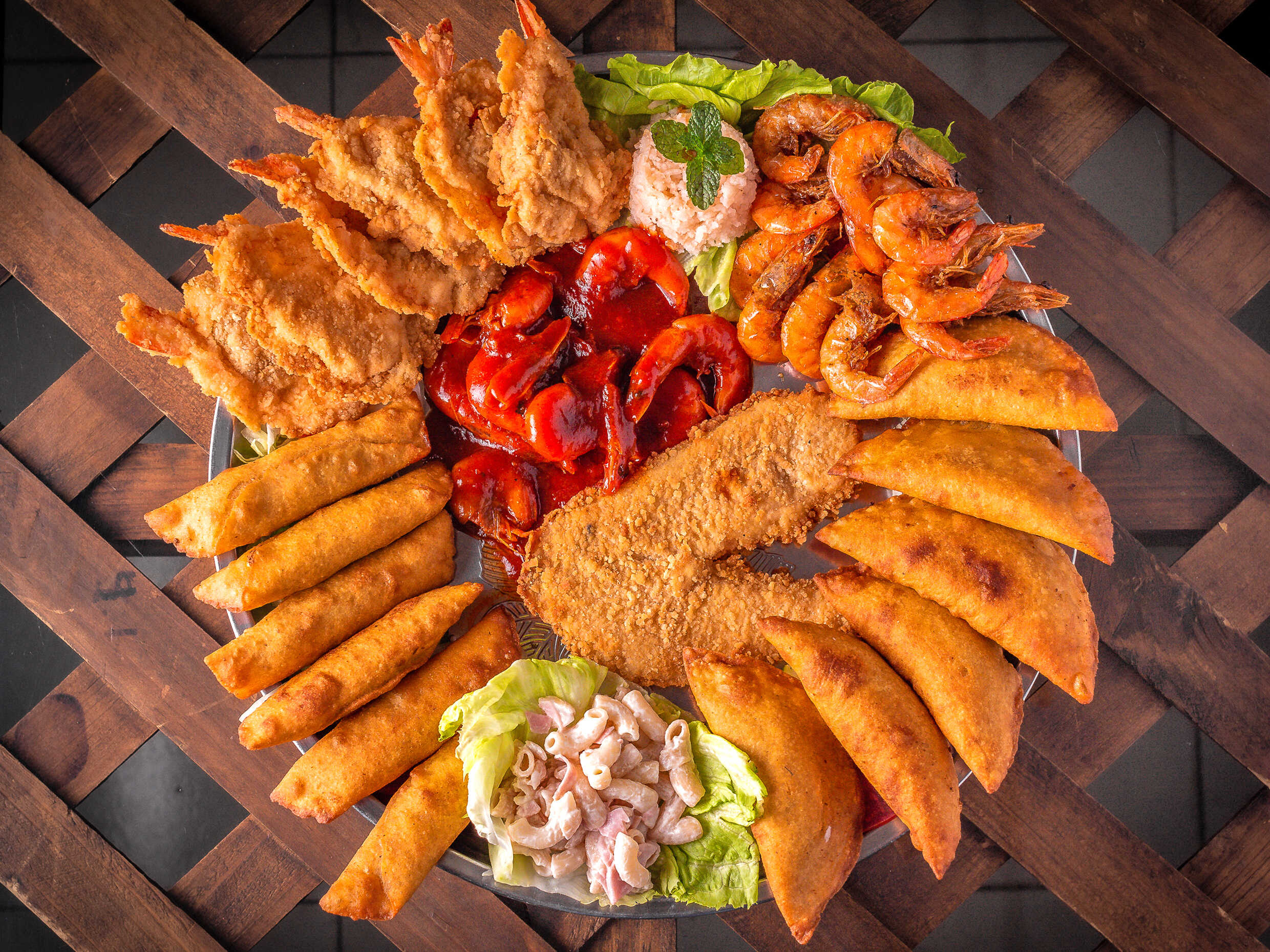 Fuente de Mariscos Familiar