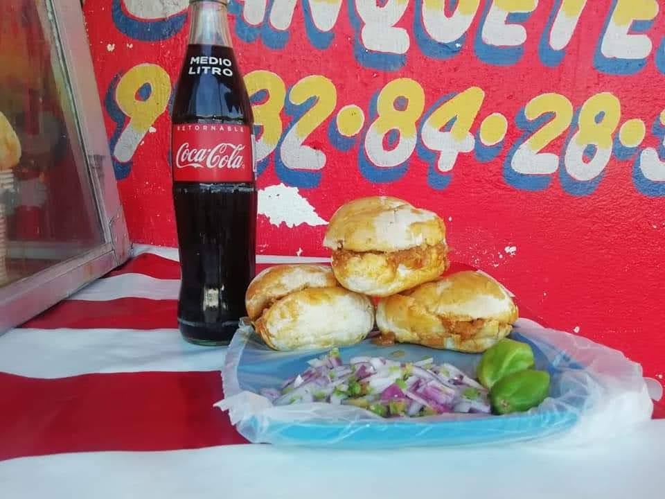 Tortas de Cochinita
