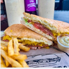 Sándwich Hawaiano