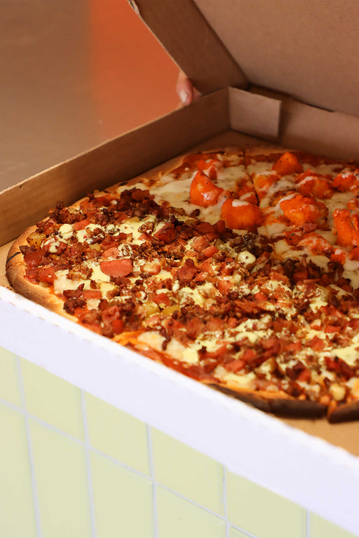 PIZZA BONELESS