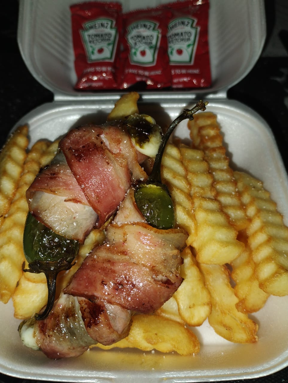 Orden de Papas con 3 Toritos