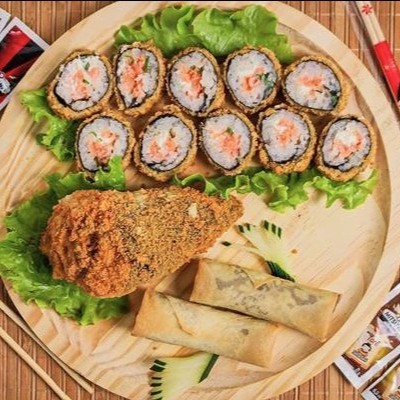 10 hots filadelfia, 1 temaki hot filadelfia, 2 harumaki chocolate