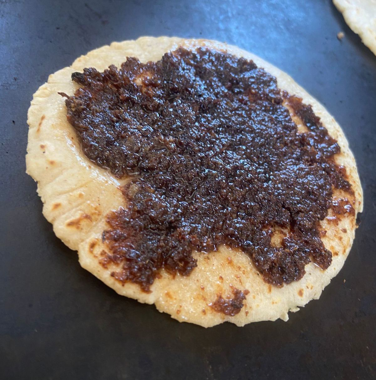 Tortilla de asientos con queso monterrey