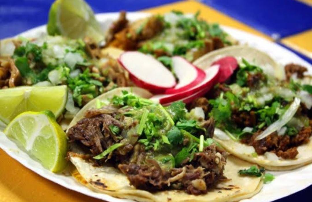 Orden 5 Tacos de Bistec y Queso Manchego