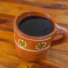 CAFÉ DE OLLA CALIENTE