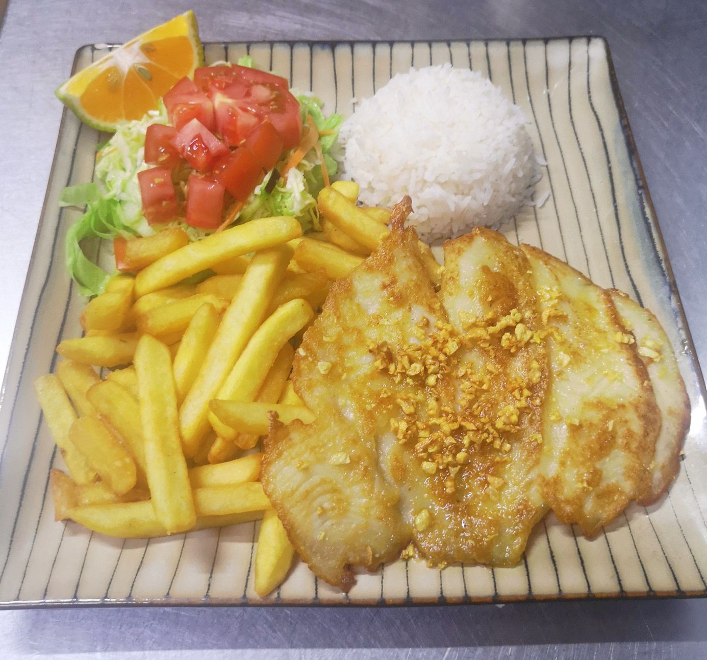 Filet de Pescado al Ajillo