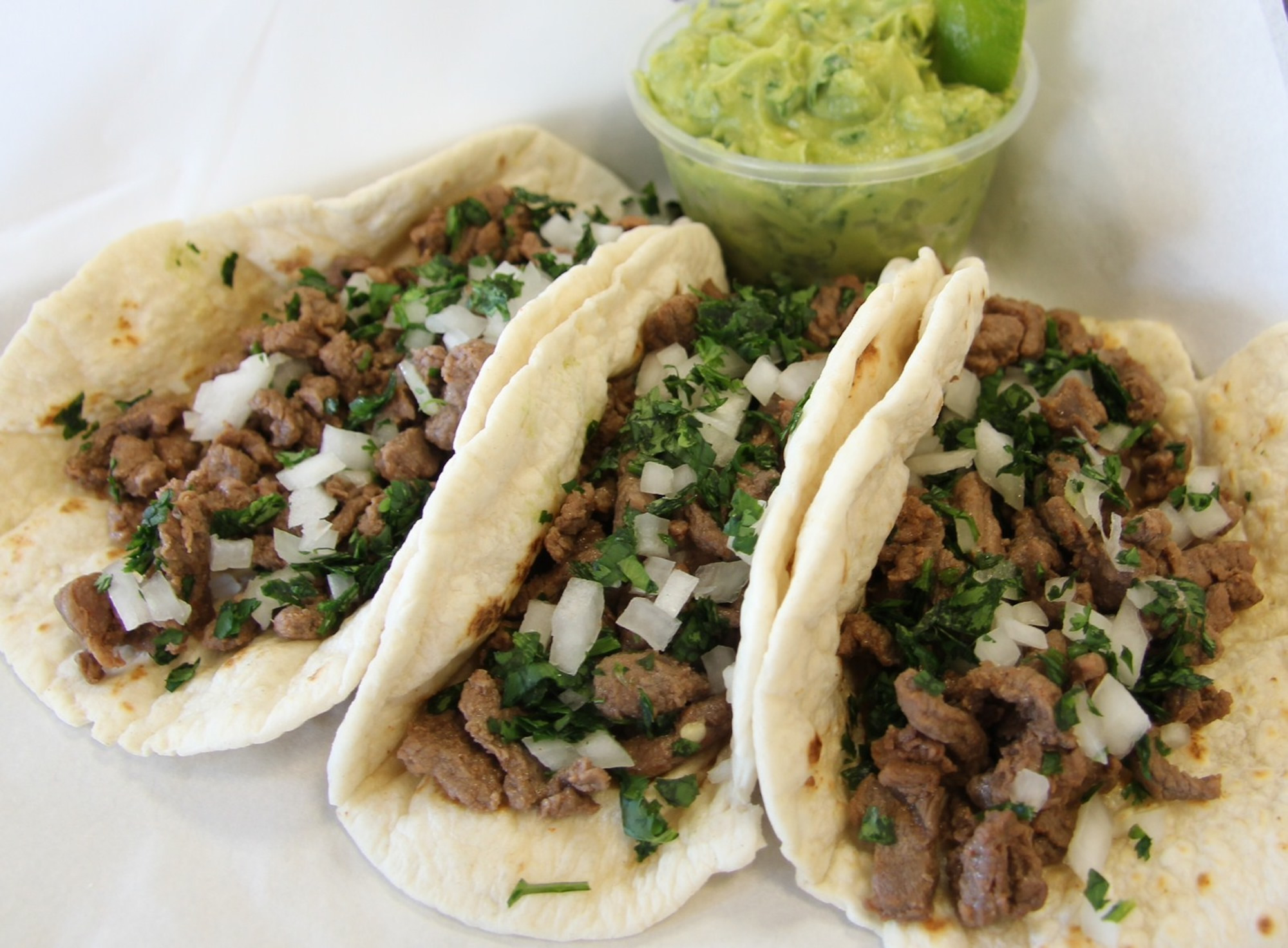 Tacos Tortilla de Harina de Corte Sirloin Asado*