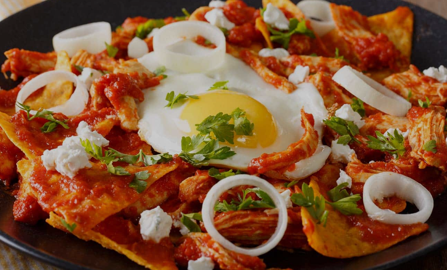 Chilaquiles con Huevo