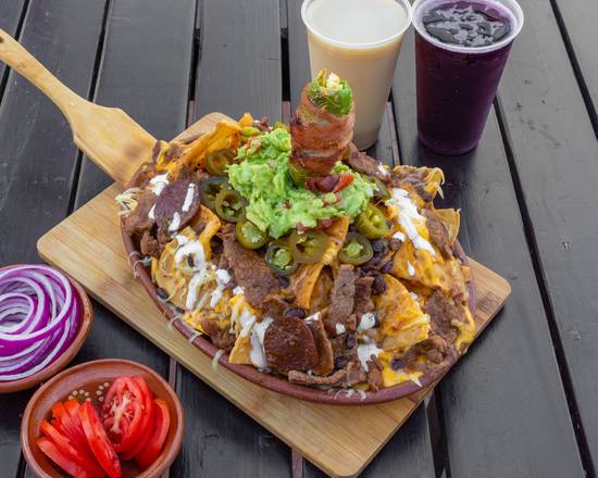 Volcán Nachos Familiar