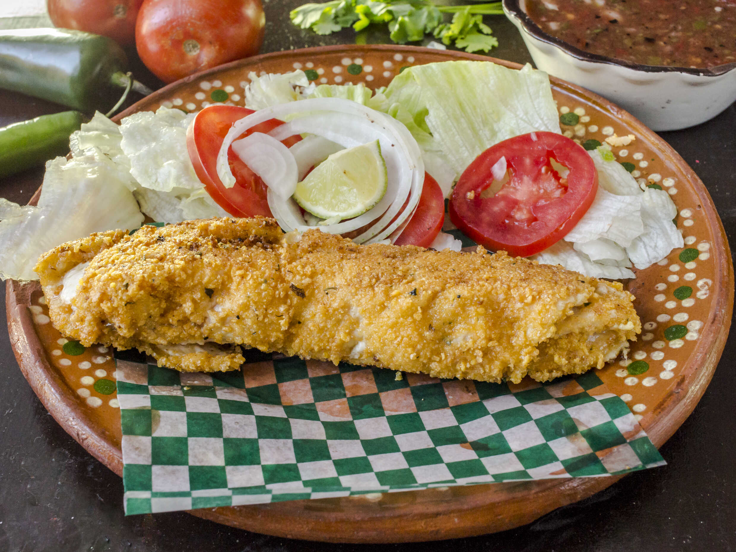 Pechuga de Pollo Empanizada  Rellena