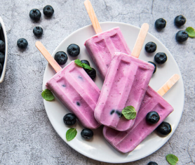 Paleta de Leche con Arandano