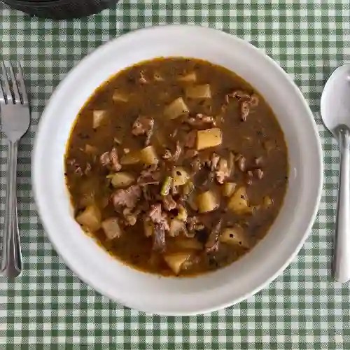 Carne con Chile con Dos Complementos