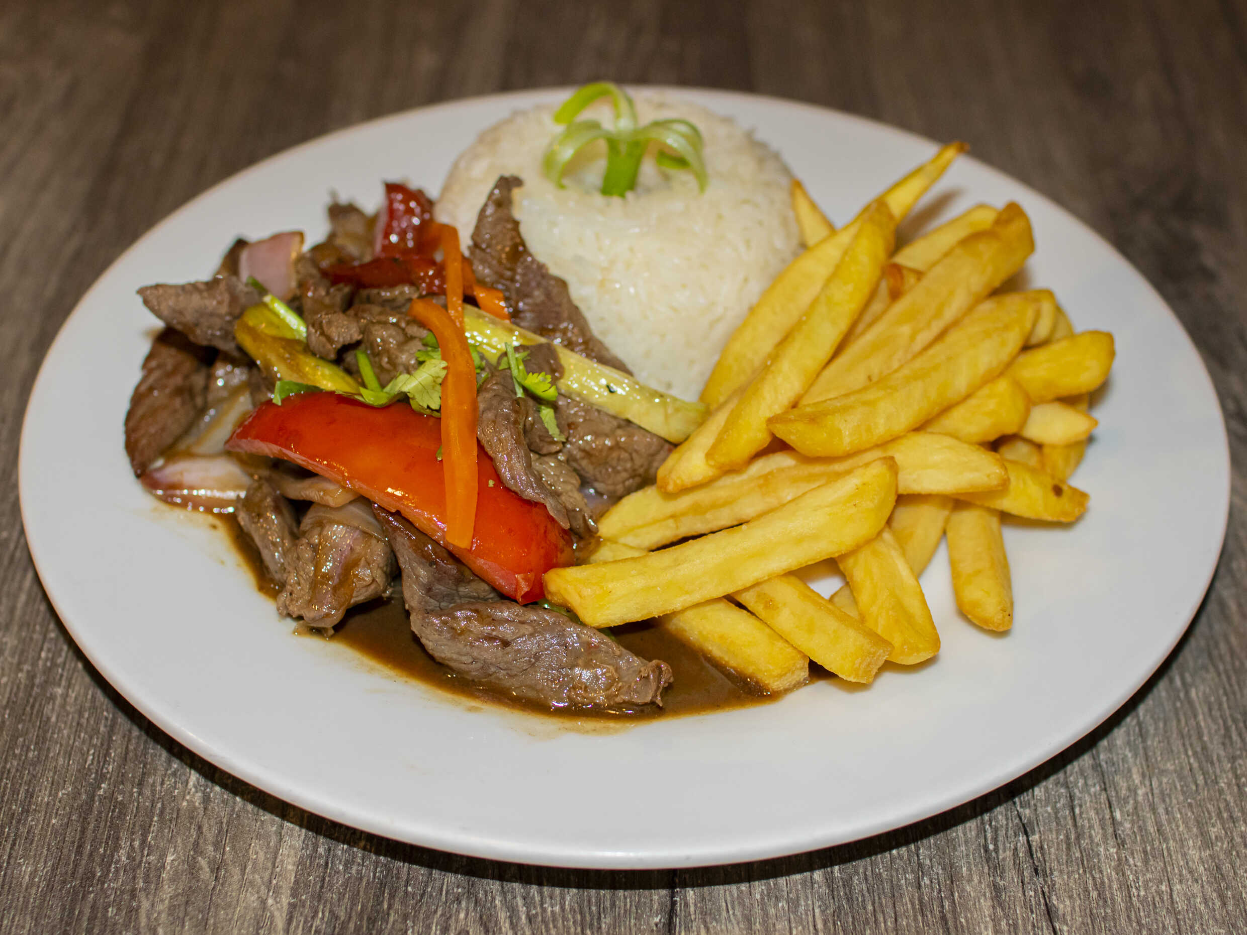 Lomo Saltado