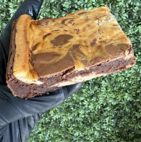 Cheesecake Brownie