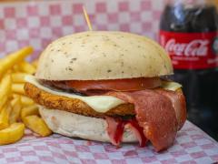Hamburguesa Clásica con Tocineta Combo
