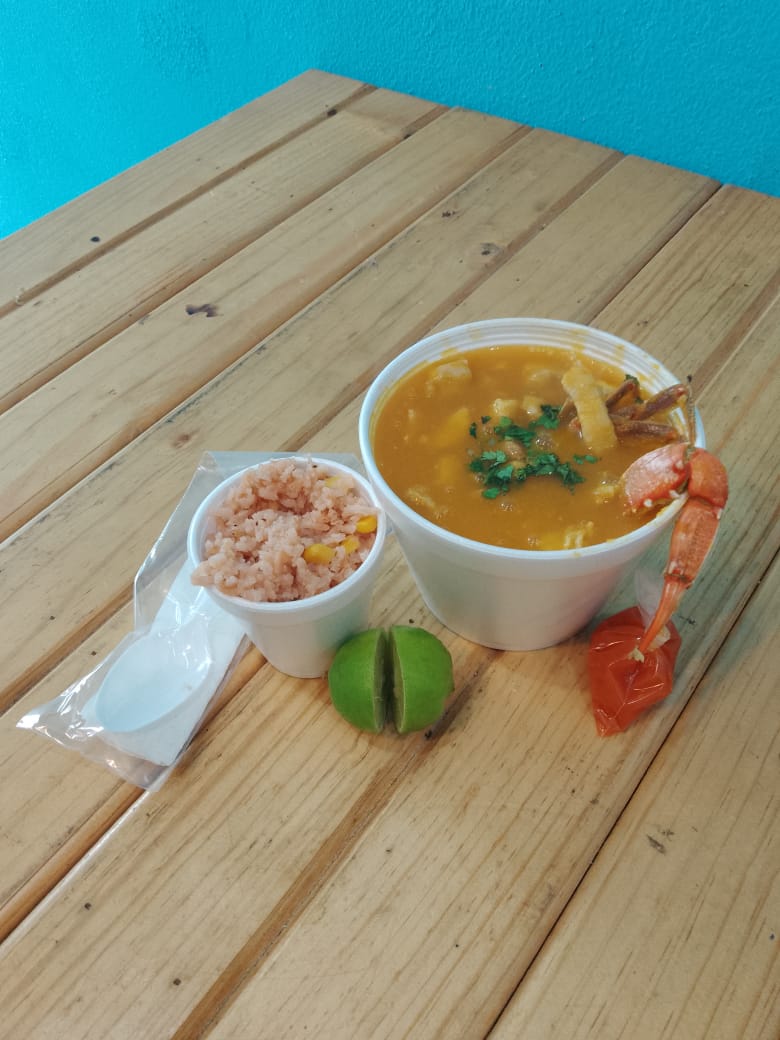 Caldo de Camarón Grande